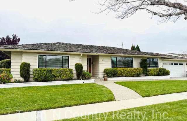 Charming Salinas Home Available Now! - 3 Bed, 2 Bath at 1128 San Fernando Dr. - 1128 San Fernando Drive, Salinas, CA 93901 Charming Salinas Home Available Now! - 3 Bed, 2 Bath at 1128 San Fernando Dr. - 1128 San Fernando Drive, Salinas, CA 93901