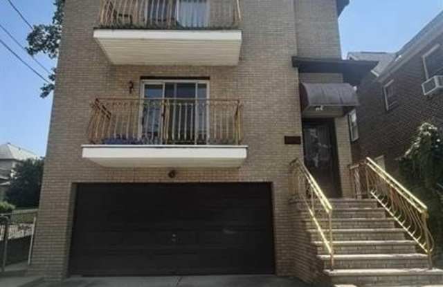 556 Longview Avenue 1 photos photos