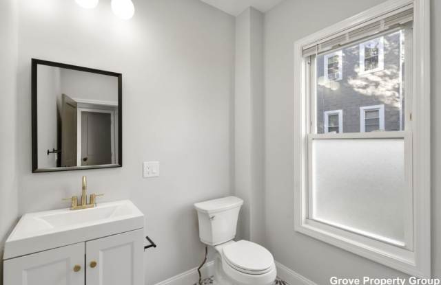 531 East 5th photos photos