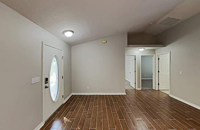 17623 Virginia Circle Gallery 3