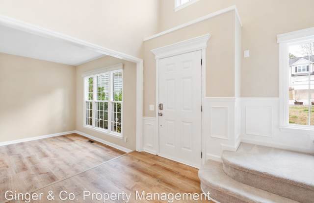 105 Pellinore Ct Gallery 4