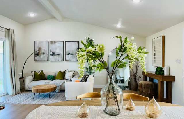 3 BEDROOM HOME FOR LEASING IN Pomona photos photos