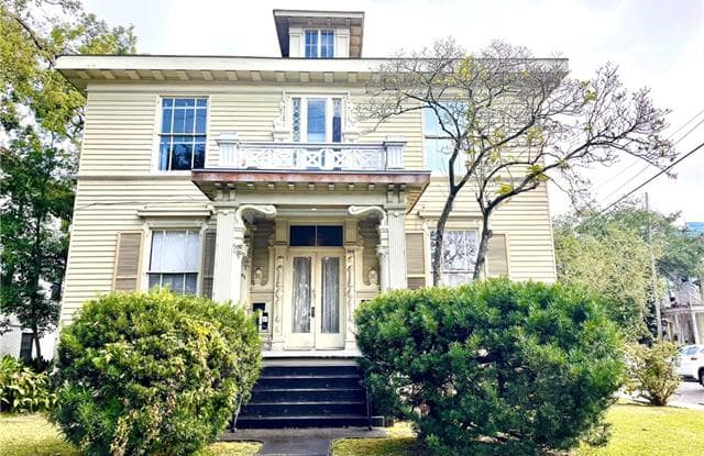 1401 NAPOLEON Avenue - 1401 Napoleon Avenue, New Orleans, LA 70115