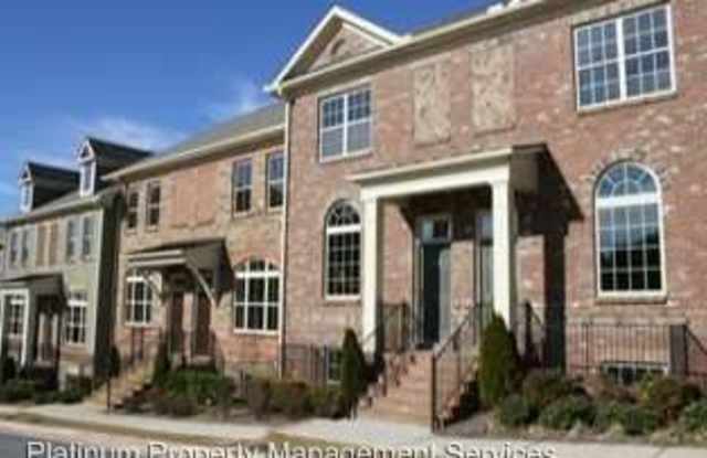 7280 Glisten Ave NE #95 - 7280 Glisten Ave, Sandy Springs, GA 30328