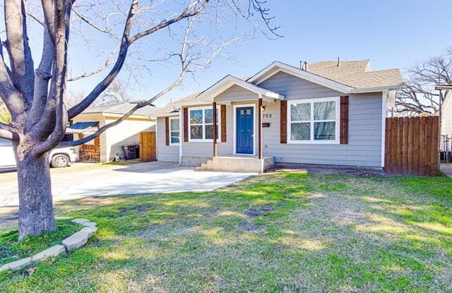 2725 Livingston Avenue - 2725 Livingston Avenue, Fort Worth, TX 76110