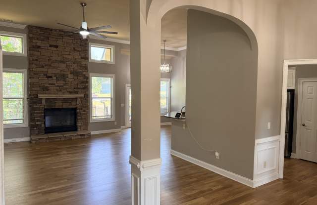 310 Hawk's Ridge Gallery 3