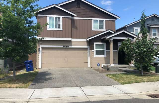 Newer, Open Concept Home with 4 Bedroom 2.5 Bath in Desirerable Puyallup Neighborhood - 2613 13th Avenue Northwest, Puyallup, WA 98371