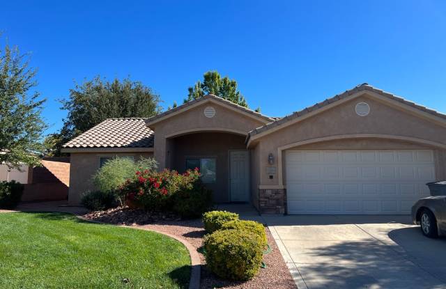 Great 3 bedroom 2 bath home in St George! - 1776 North 2130 West, St. George, UT 84770 Great 3 bedroom 2 bath home in St George! - 1776 North 2130 West, St. George, UT 84770