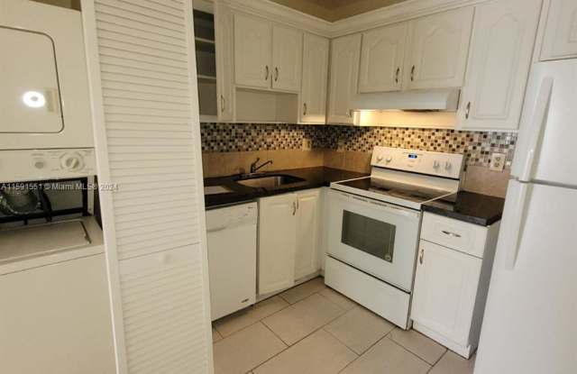11124 Royal Palm Boulevard photos photos