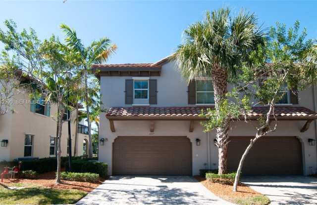 4357 Cascada Cir photos photos