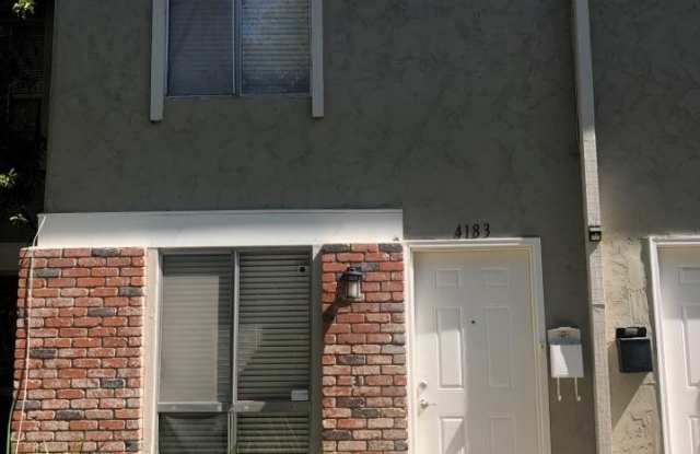 University City (UTC) 2BR/1BA CONDO @ GENESEE HIGHLANDS photos photos