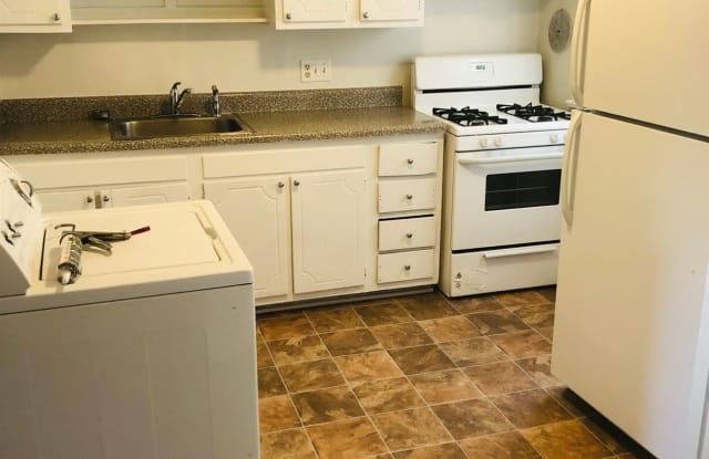 5205 Goolsby Ct - 5205 Goolsby Court, Bensley, VA 23234