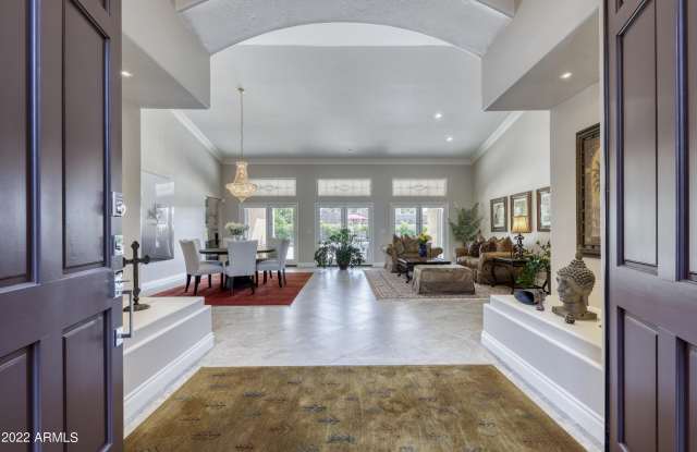 5519 E Beryl Avenue Gallery 3