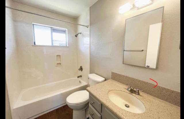 2660 Woodridge Court Gallery 4
