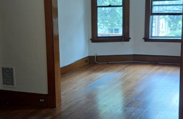 126 Edwards Street Gallery 4