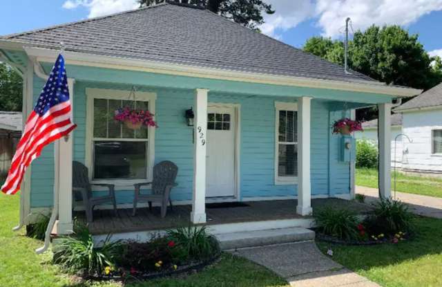 2-Bedroom, 1-Bath Home Near Downtown Coeur d’Alene! photos photos
