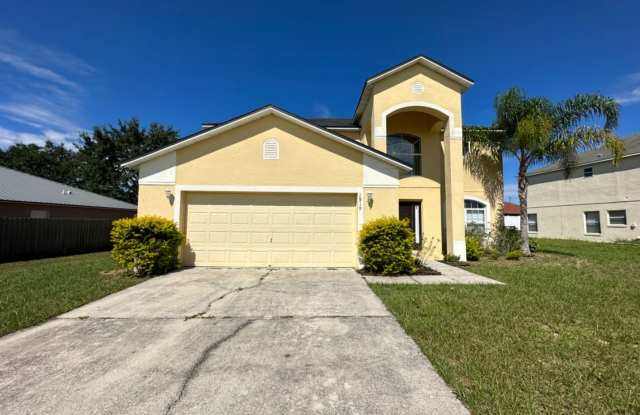 Huge, 4 bedroom 2.5 bath, 2 story dream home now available! photos photos
