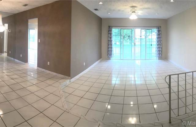 12211 SW 119th Pl Gallery 3