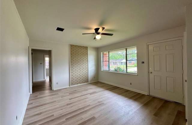 1015 Pine Tree Drive photos photos 1015 Pine Tree Drive photos photos