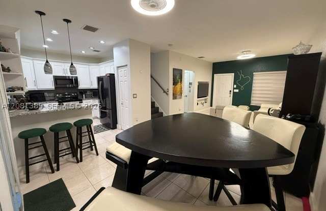 692 NW 170th Ter Gallery 4
