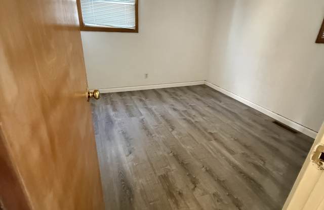 7616 Howard Ave photos photos 7616 Howard Ave photos photos