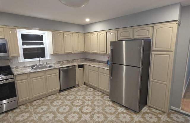 915 11 street 11 Street photos photos