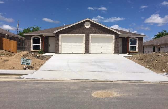 3607 John Chisholm Loop - A photos photos