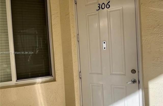3600 Oaks Clubhouse Dr photos photos