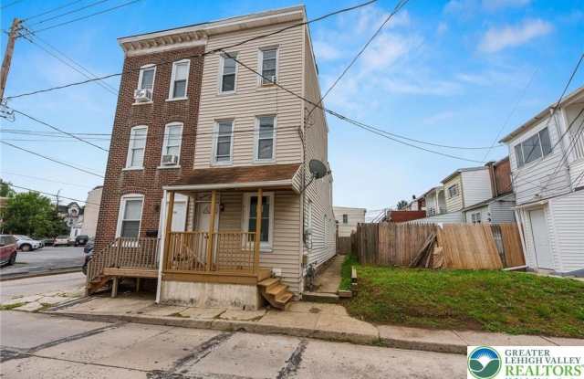 1316 Newton Street photos photos