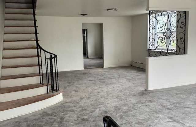 6648 LANSDOWNE Avenue photos photos