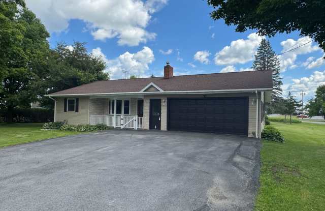 Charming 3 bedroom home for rent. photos photos Charming 3 bedroom home for rent. photos photos