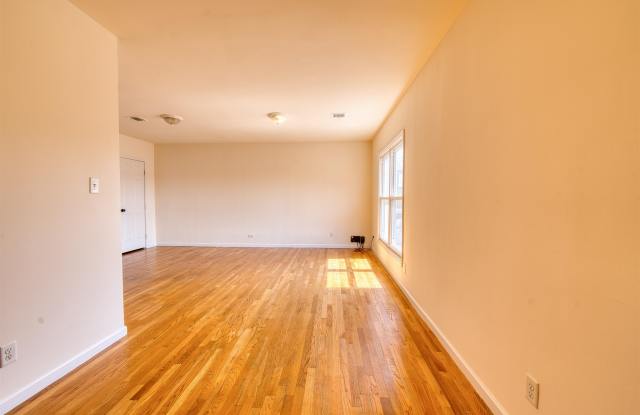 60 WEST 8TH ST photos photos