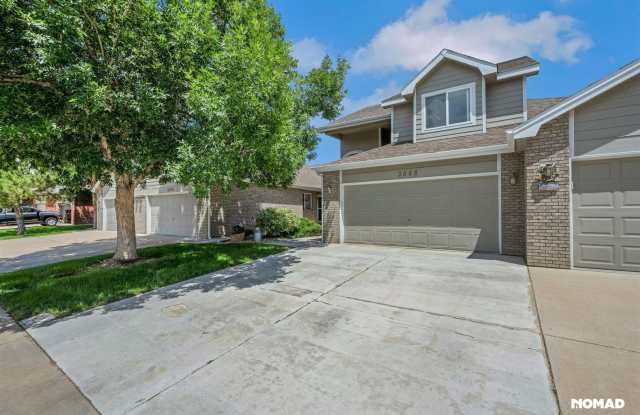 Spacious 4BR Townhome in Greeley Gallery 3