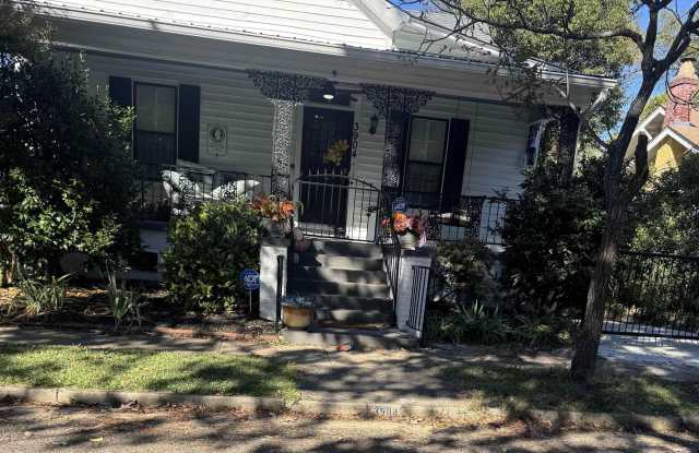 3904 8TH COURT photos photos