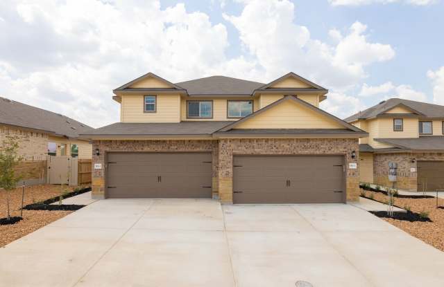AVAILABLE NOW! GORGEOUS 3 BEDROOM DUPLEX LOCATED IN CONVERSE, TX! Gallery 1