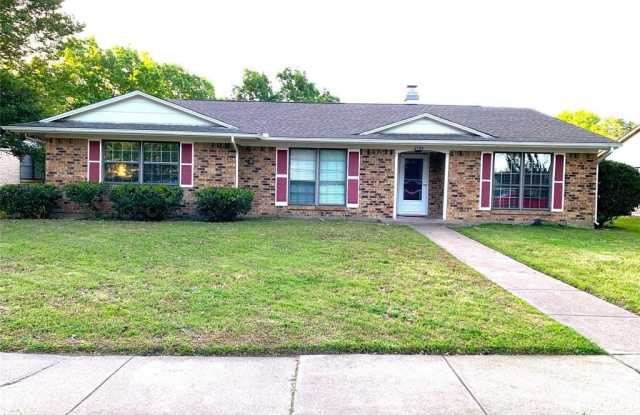 2724 Biloxi Lane - 2724 Biloxi Lane, Mesquite, TX 75150