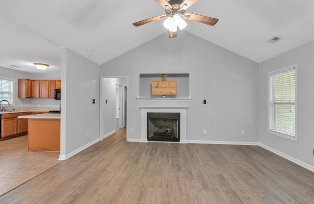 104 Elbert Way Gallery 4