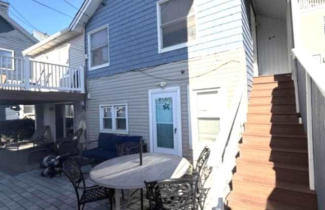 60 Sherman Avenue photos photos