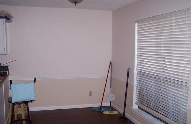 128 Ridgeway Drive Gallery 4