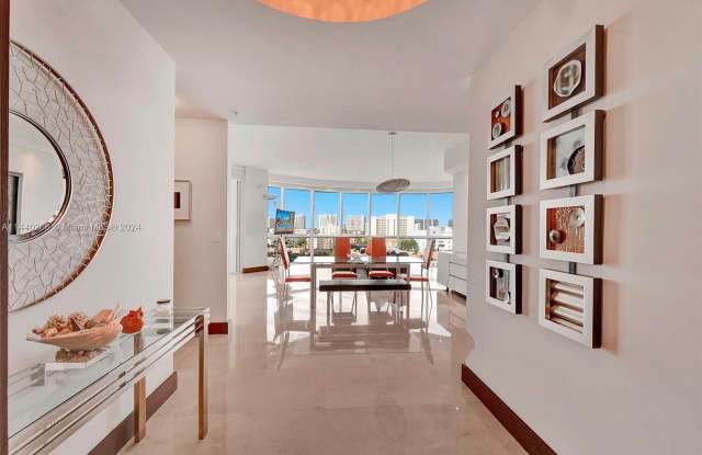 18101 Collins Ave photos photos