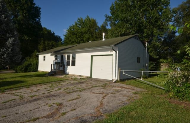 6301 East 149 Terrace - 6301 East 149th Terrace, Grandview, MO 64030
