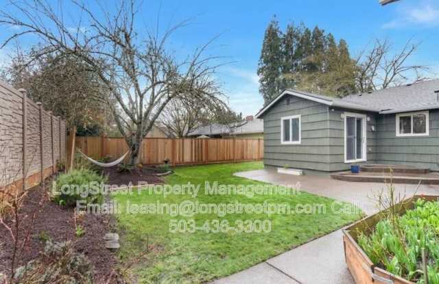 3610 SW Oetjen Ave Gallery 3