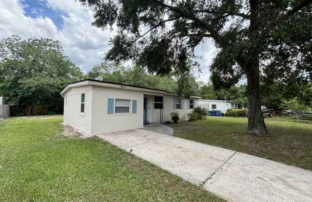 10615 Biscayne Boulevard Gallery 2