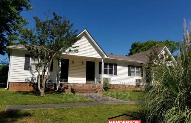 1442 Riverview Road Gallery 1