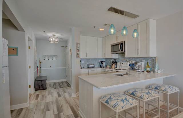 OFF SEASON RENTAL Oceanfront at Villa Capriani - Utilities Included Gallery 4