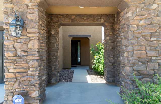 9179 W DREYFUS Drive Gallery 3