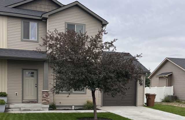 1541 Stone Hedge Court Gallery 1