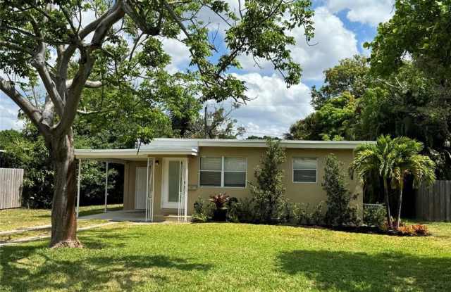 1015 SW 21st St - 1015 Southwest 21st Street, Fort Lauderdale, FL 33315 1015 SW 21st St - 1015 Southwest 21st Street, Fort Lauderdale, FL 33315