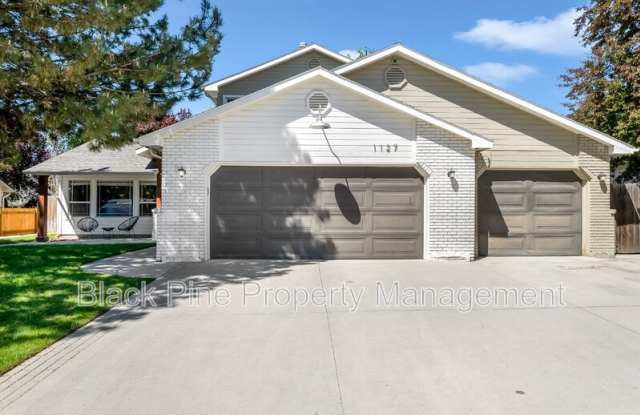 1127 N Echohawk Way - 1127 North Echohawk Way, Eagle, ID 83616