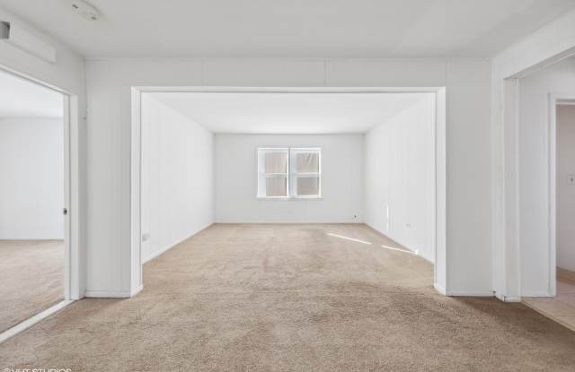 9518 S 53rd Avenue Gallery 4